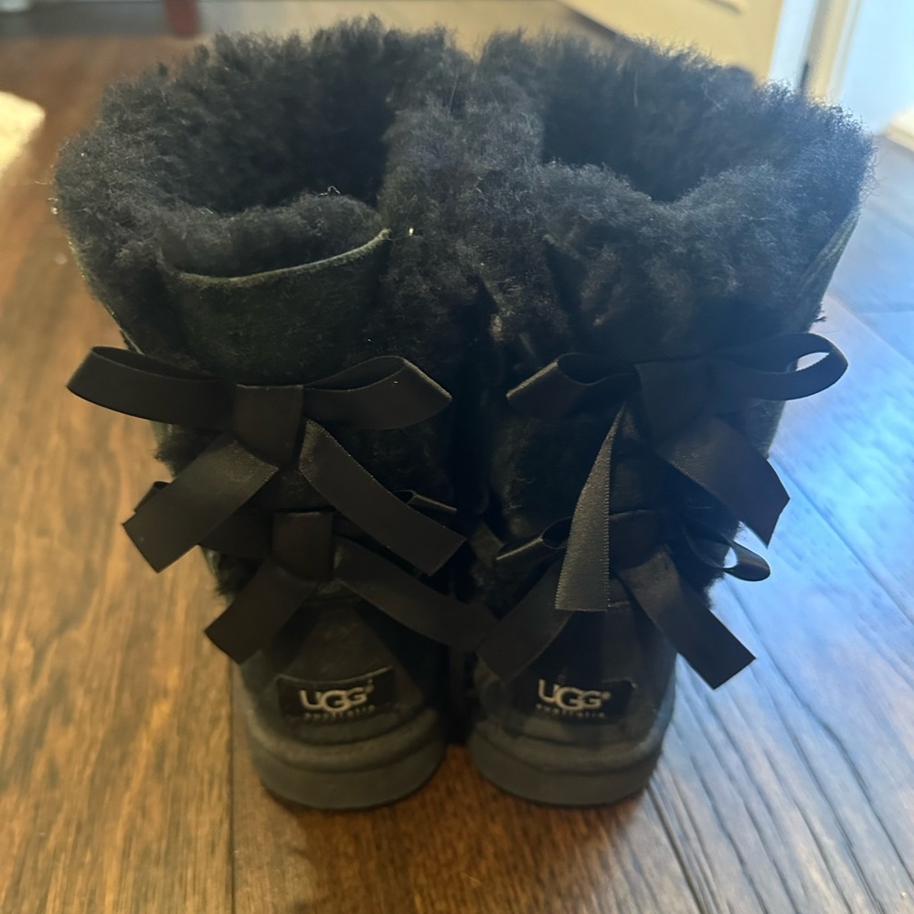 UGG black  Bailey Bow boots